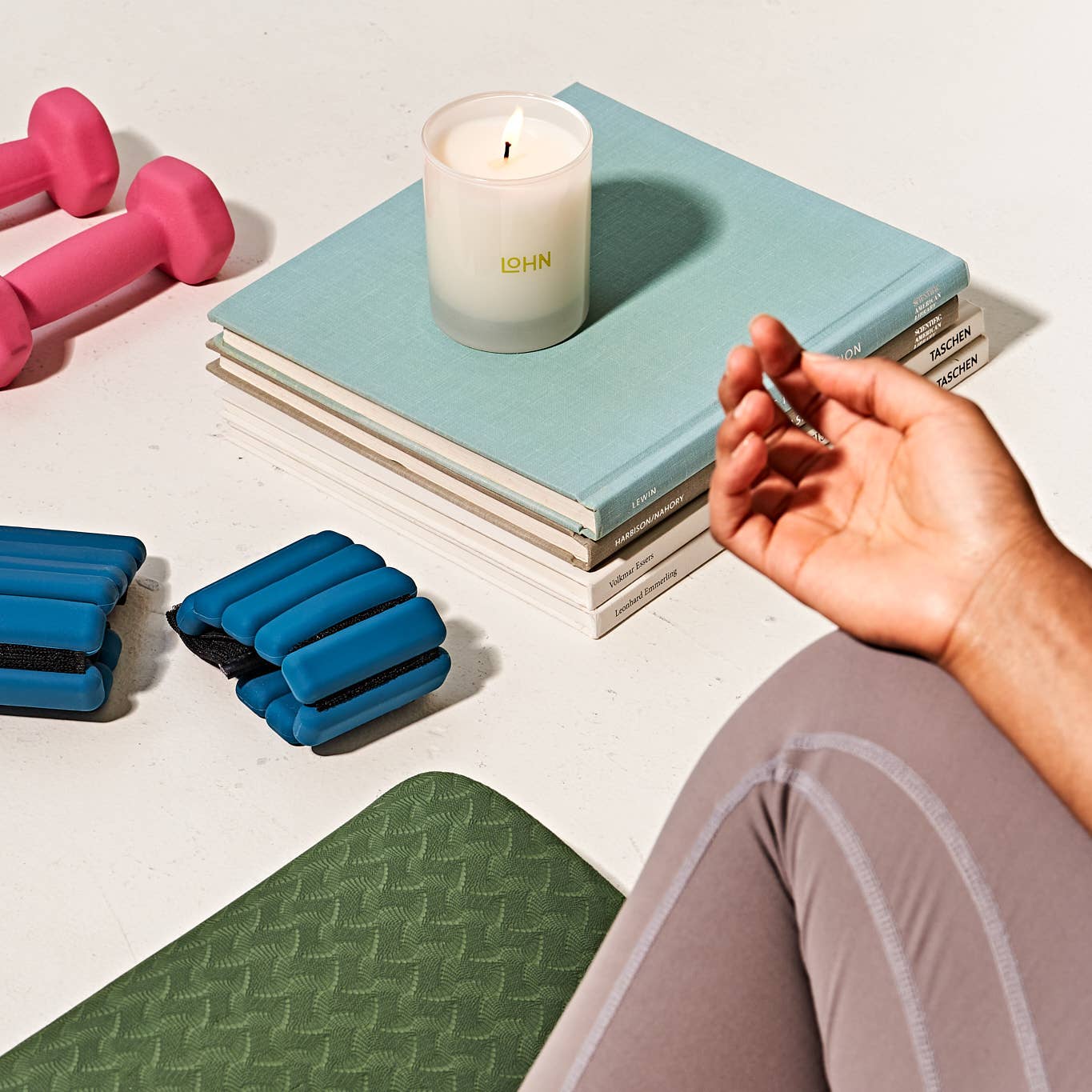 LOHN (No duties | Ships from CAN/USA) - Wholesale Jar/Filled Candle - LOHN Candle - ZIMA Bergamot & Black Tea2