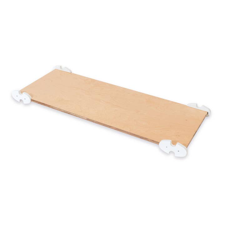 Blanco Tabla-rampa de escalada Pikler madera/blanco · Steps de venta al por mayor en Faire