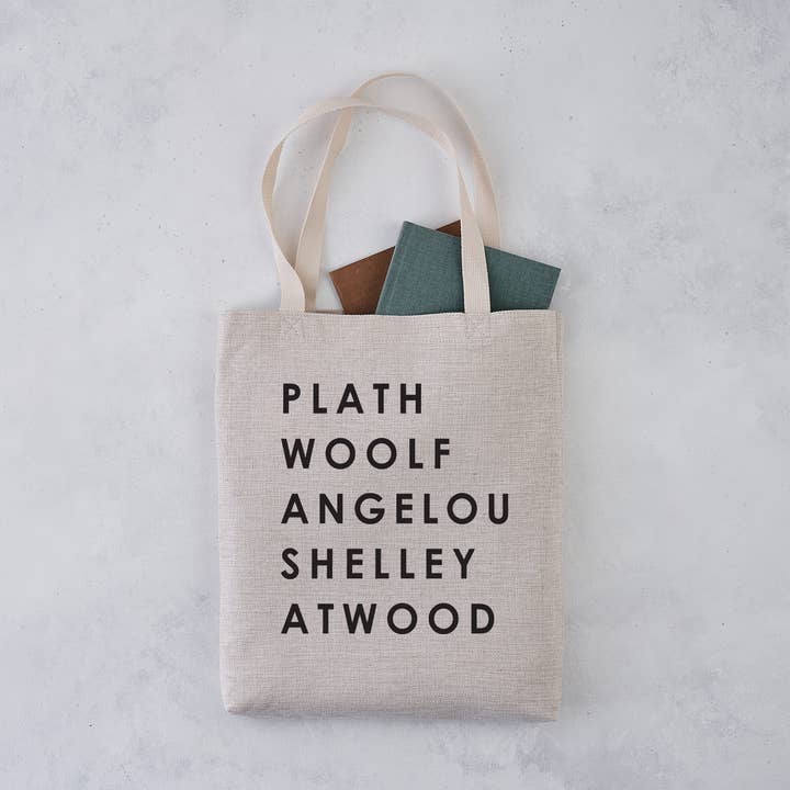 Sac fourre-tout pour liste littéraire des auteurs féministes emblématiques pour la vente par Bookishly (US Duties Paid)