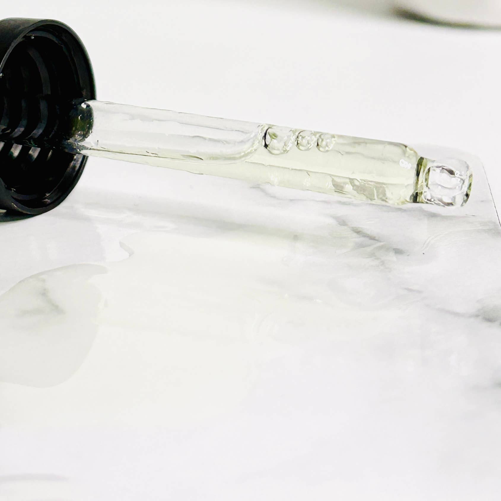 Ziver Organiques – wholesale Facial serum/concentrate – 5% Vitamin C + Squalene Brightening Facial Oil Serum1