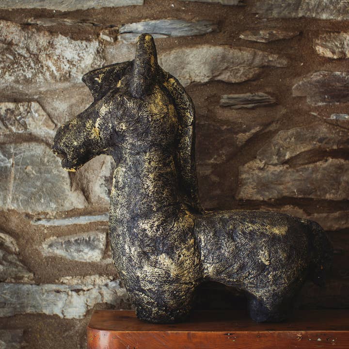 Moult - Wholesale Sculpture - Papier Mache Horse