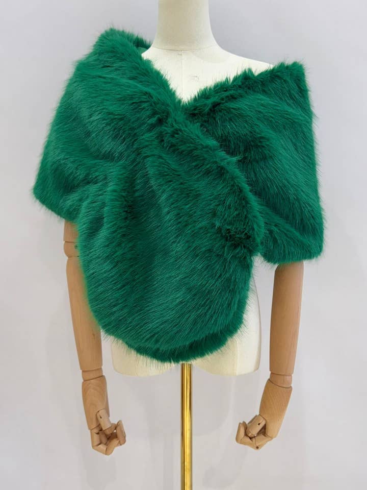 Invitadissimas - Wholesale Fur/Faux Fur Coat - Women's - Synthetic fur stole L80513