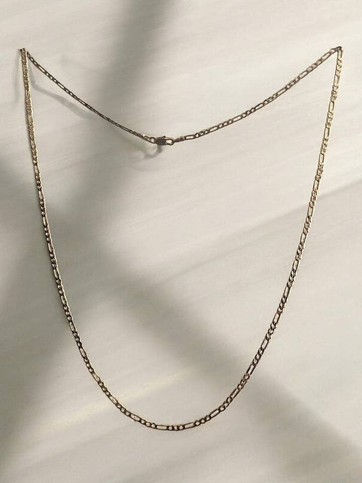 Catena Figaro Stile 24 Pollici Lunga Placcata in Oro 18k per la vendita all'ingrosso da parte di Divina Jewelry & Accessories LLC