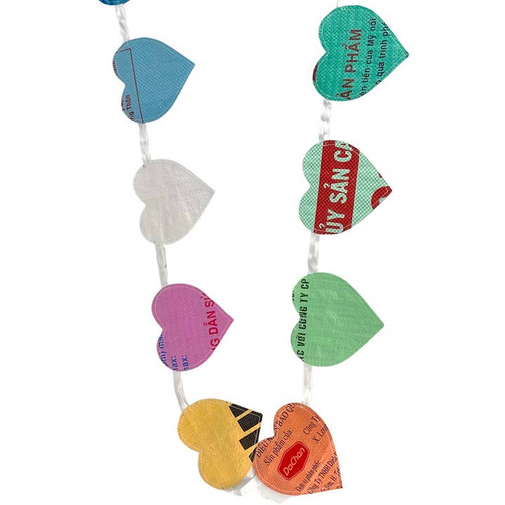 Bannière multicolore - Cœurs pour la vente par Malia Designs