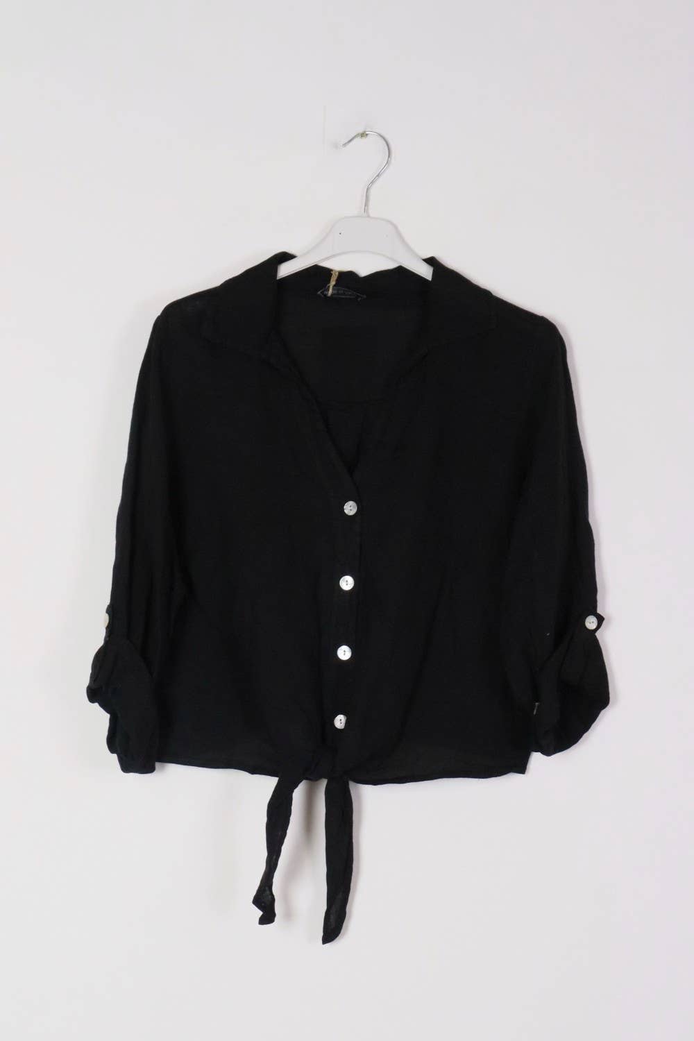 LÉA & LUC - Venta al por mayor Camisa con botones - Mujer - Camisas anudadas a la cintura en 100% lino REF. 220258