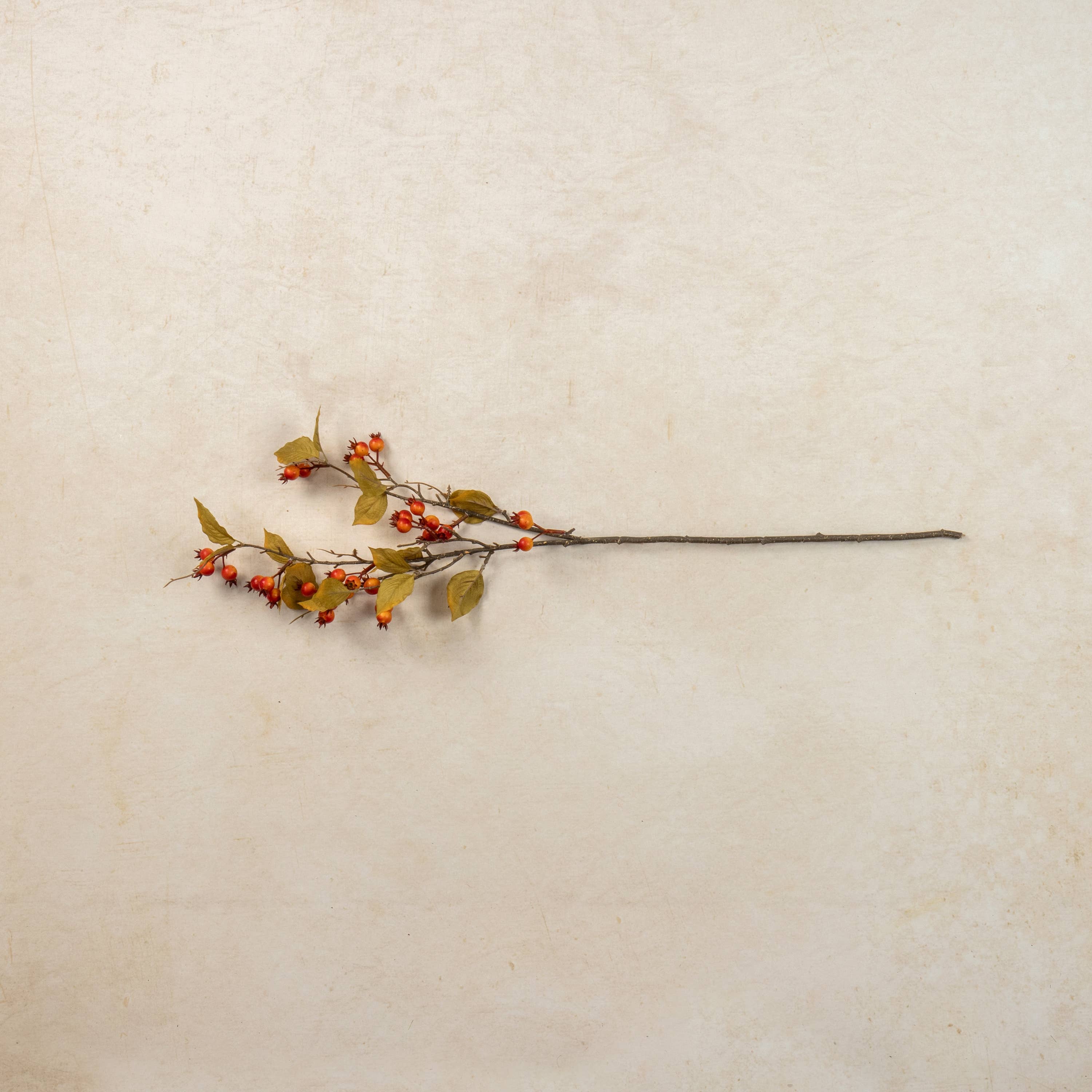 Ragon House - Venta al por mayor Flores artificiales - RAMA DE ESCARAMUJOS NARANJA DE 31"2