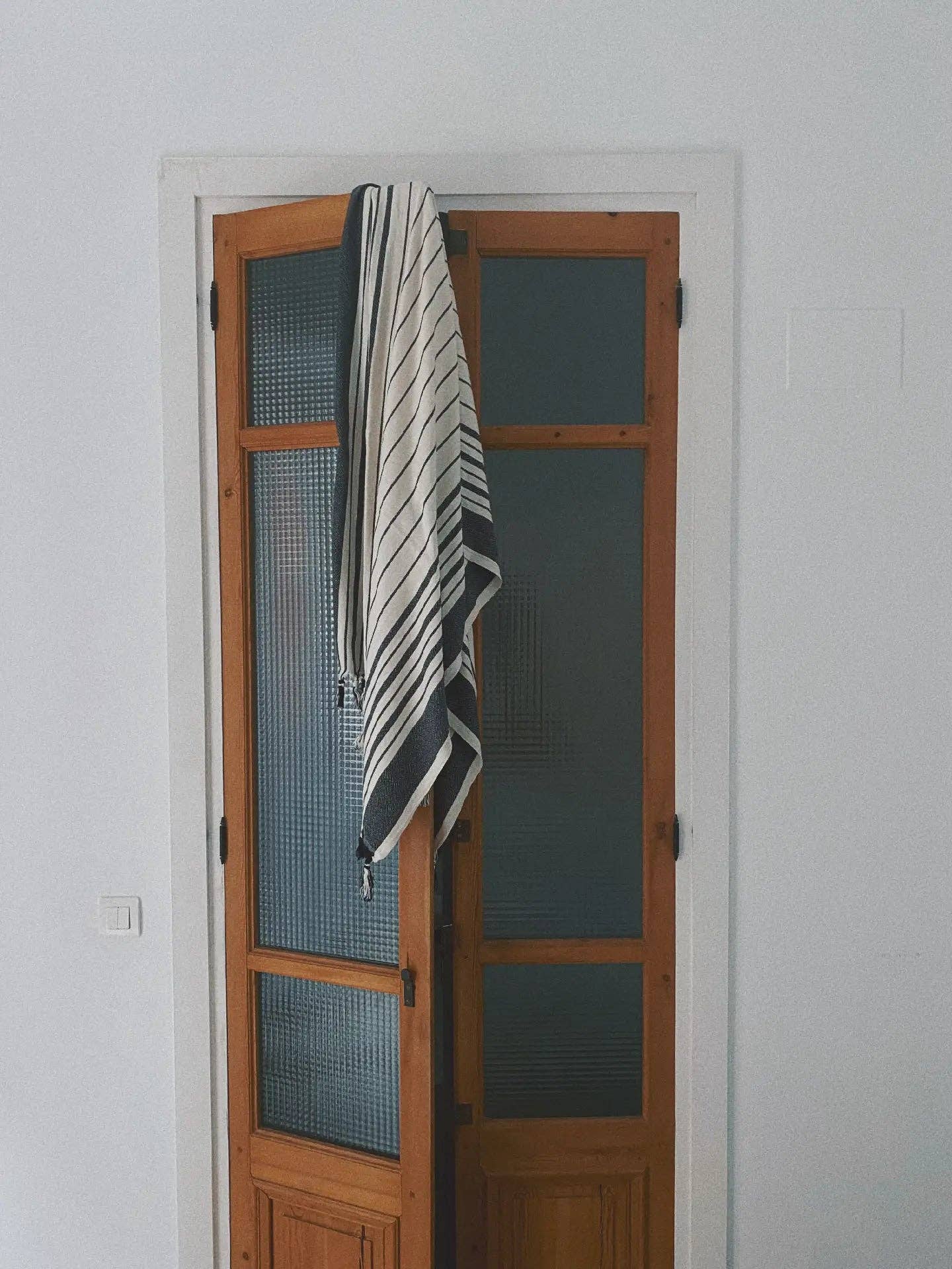 Primitive - Wholesale Beach Towel - Divine Turkish Beach Towel W017