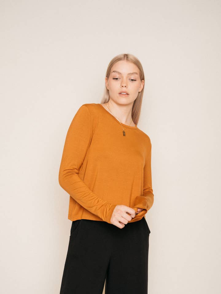 Jackson Rowe – wholesale T-shirt – women's – Fall 23 - Prolong Tee - Nutmeg