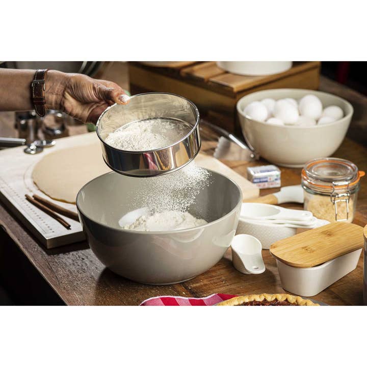 TableCraft Products Company - Wholesale Sifter - 6" Fine-Mesh Sieve Strainer