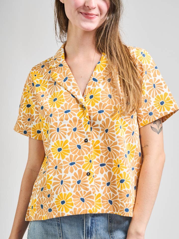 Camicia da campeggio Sunny Floral per la vendita all'ingrosso da parte di Mata Traders