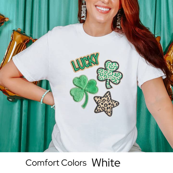 St. Patrick's Day Grafisch T-shirt, Geluks Klavertje Vier Iconen Tee, Trendy St. Patrick's Shirt voor Vrouwen, Maart Outfit Comfort Colors 1717 voor wholesale door The Boutique by Sarah
