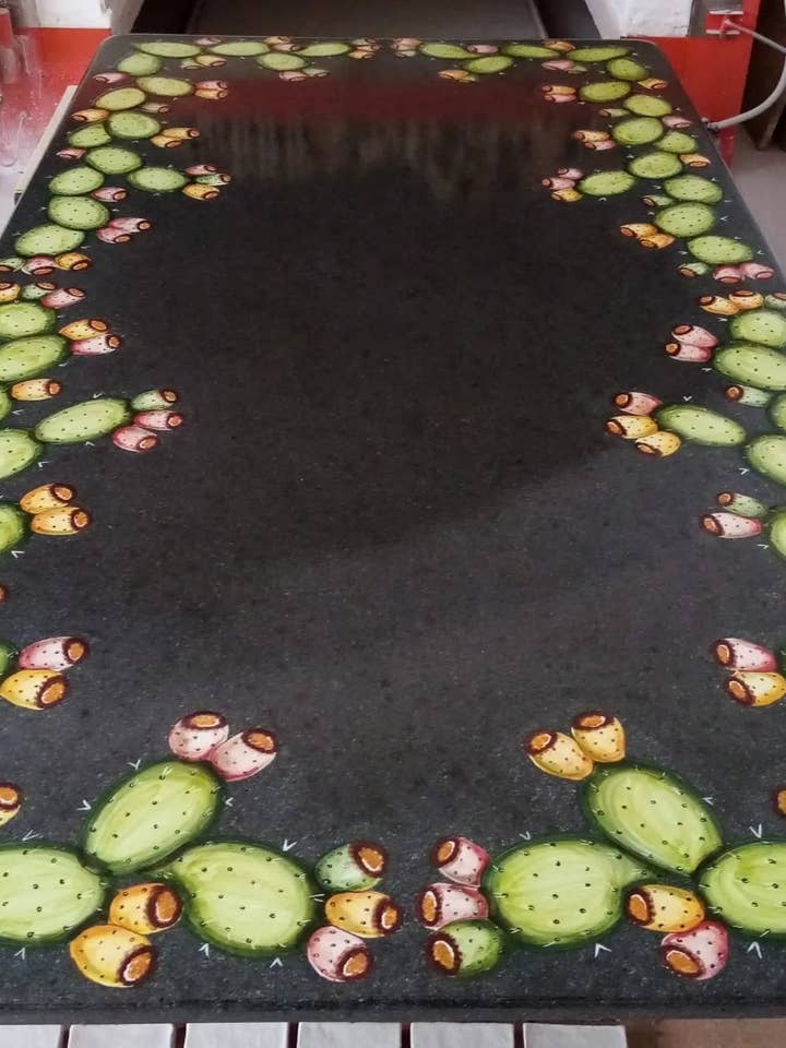 Mesa Figueira-da-Índia Preta – Pedra Vulcânica Decorada por atacado de DD Ceramiche Siciliane