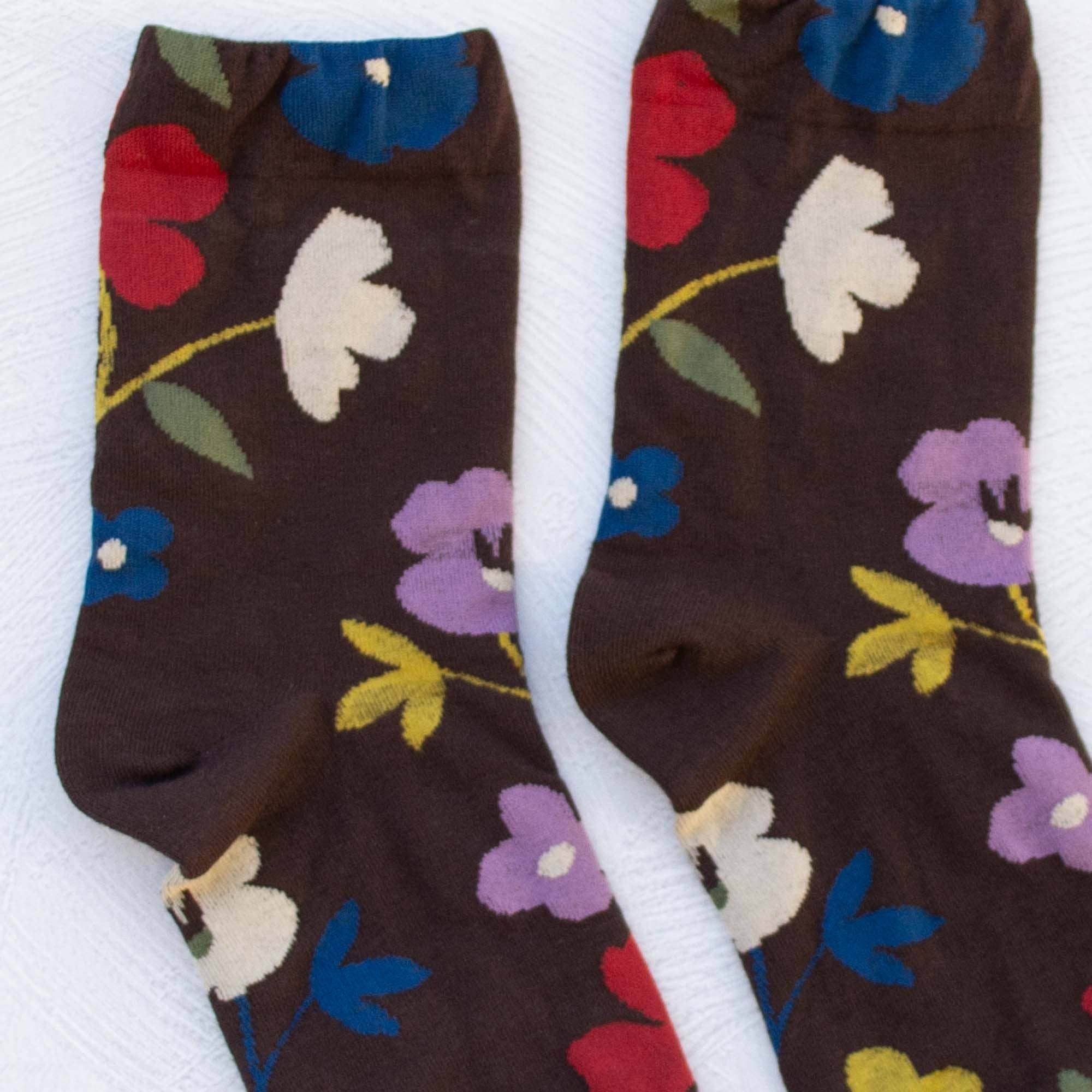 Tiepology - Wholesale Socks - Women's - Ella Floral Casual Socks3