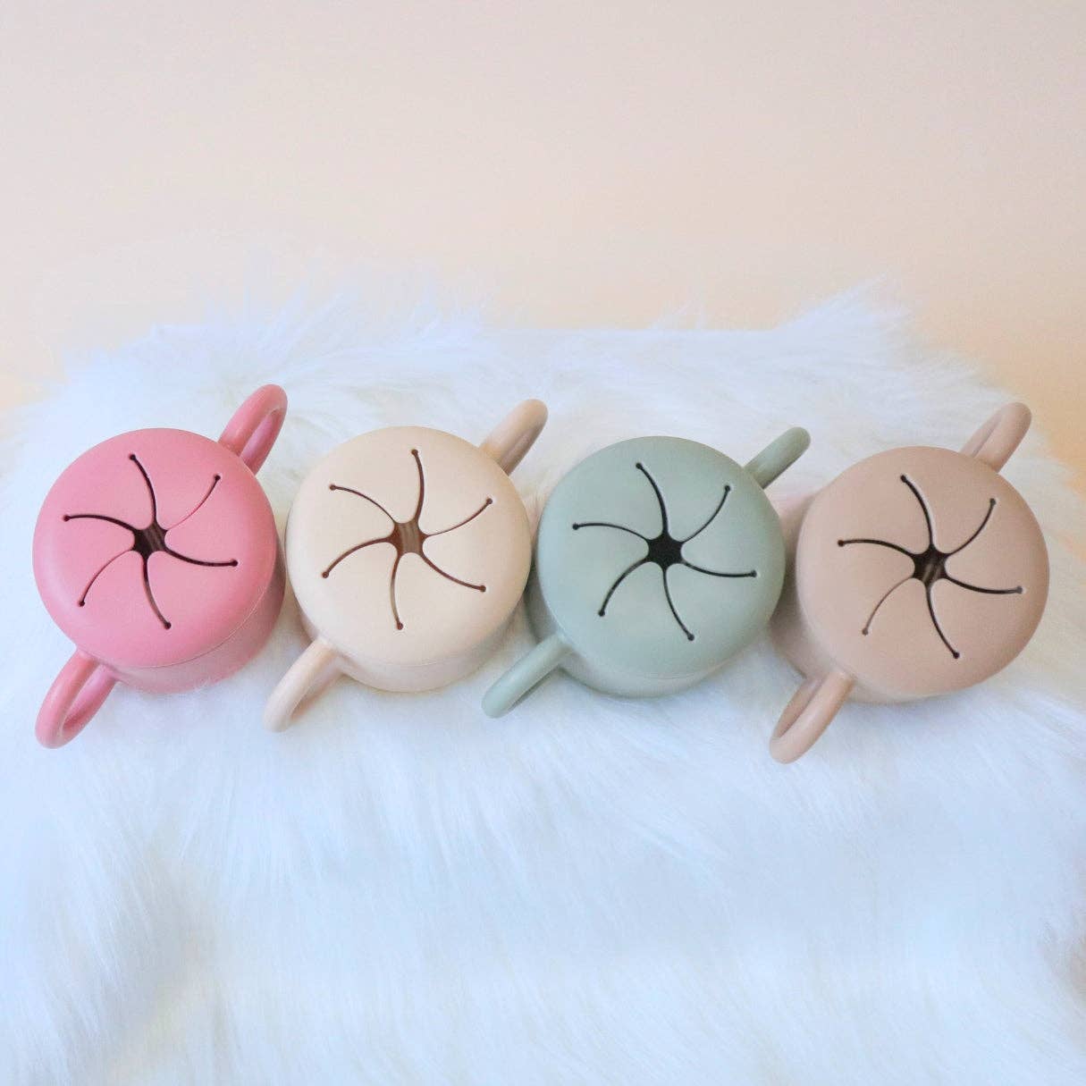 Baby Bliss - Venta al por mayor Cajas de aperitivos - Niños y bebés - Vaso de silicona para bocadillos para bebés, niños pequeños y niños11