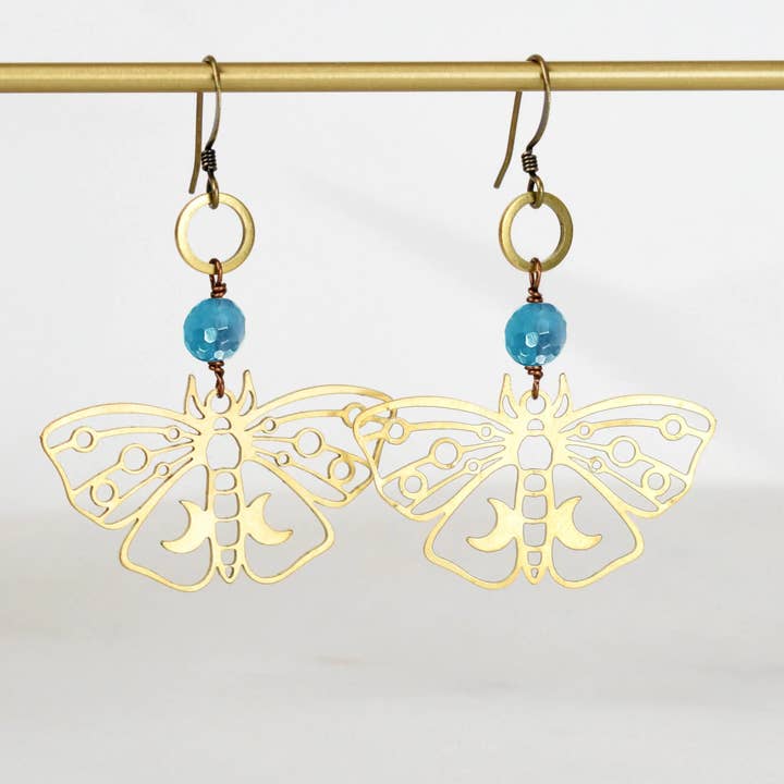 Orecchini Falena e Luna con Cerchio (Colori Multipli) per la vendita all'ingrosso da parte di Edgy Petal Jewelry