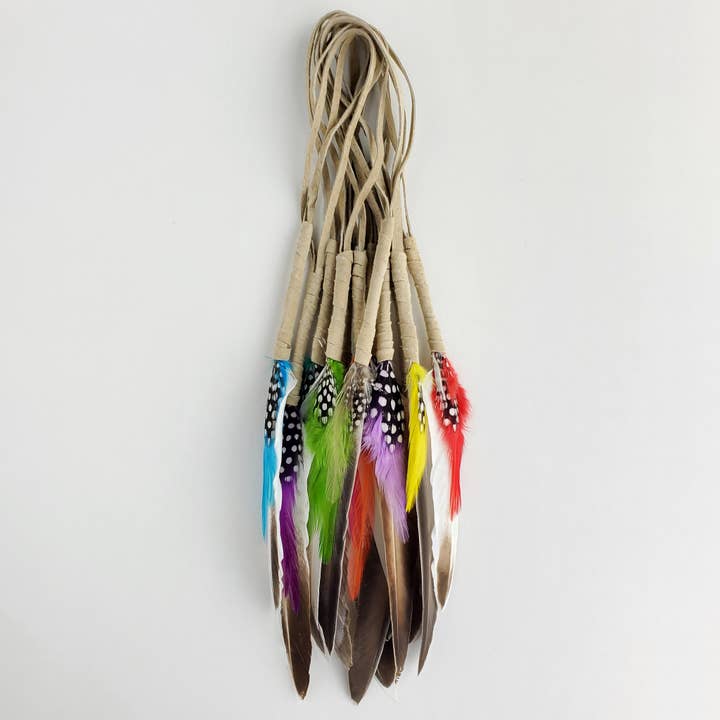 Adorno de Plumas para Coche Smudge para venta al por mayor de Monague Indigenous Crafts & Gifts