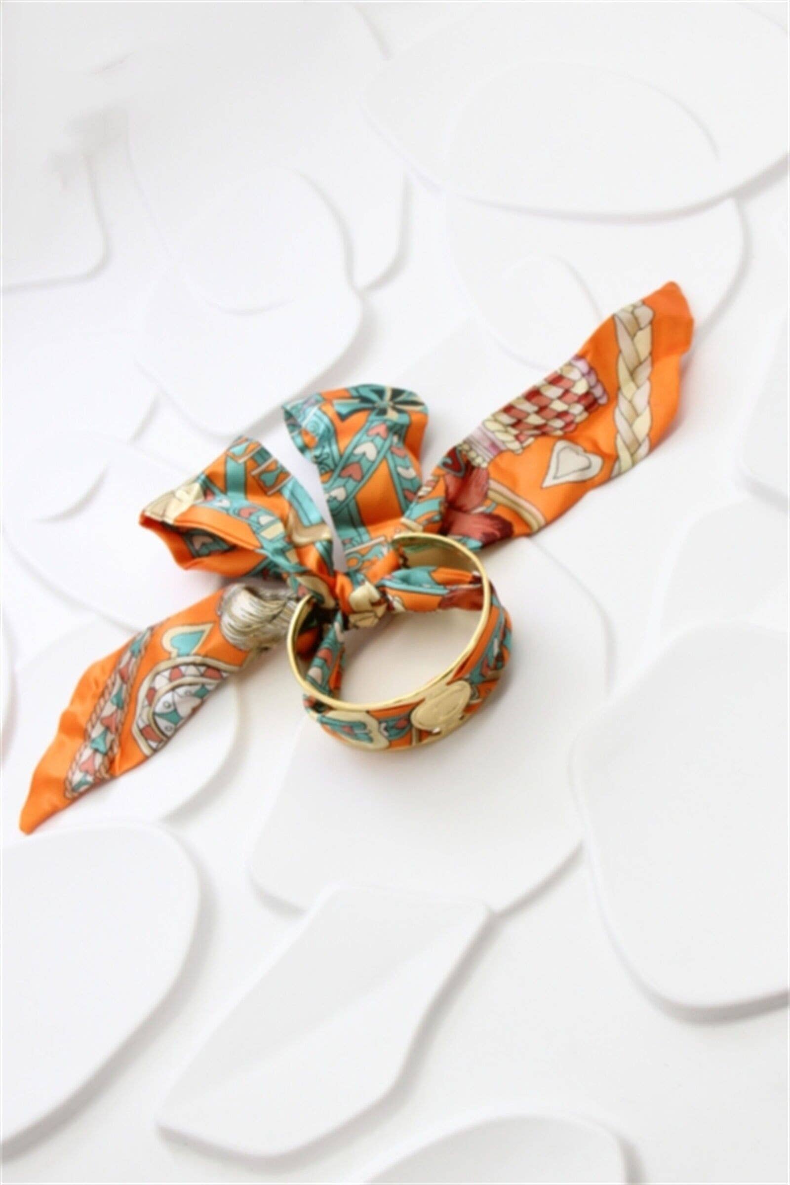 BELLISSIMA BIJOUX - Wholesale Bangle Bracelet - Golden Bangle Bracelet With Colored Silk Ribbon3