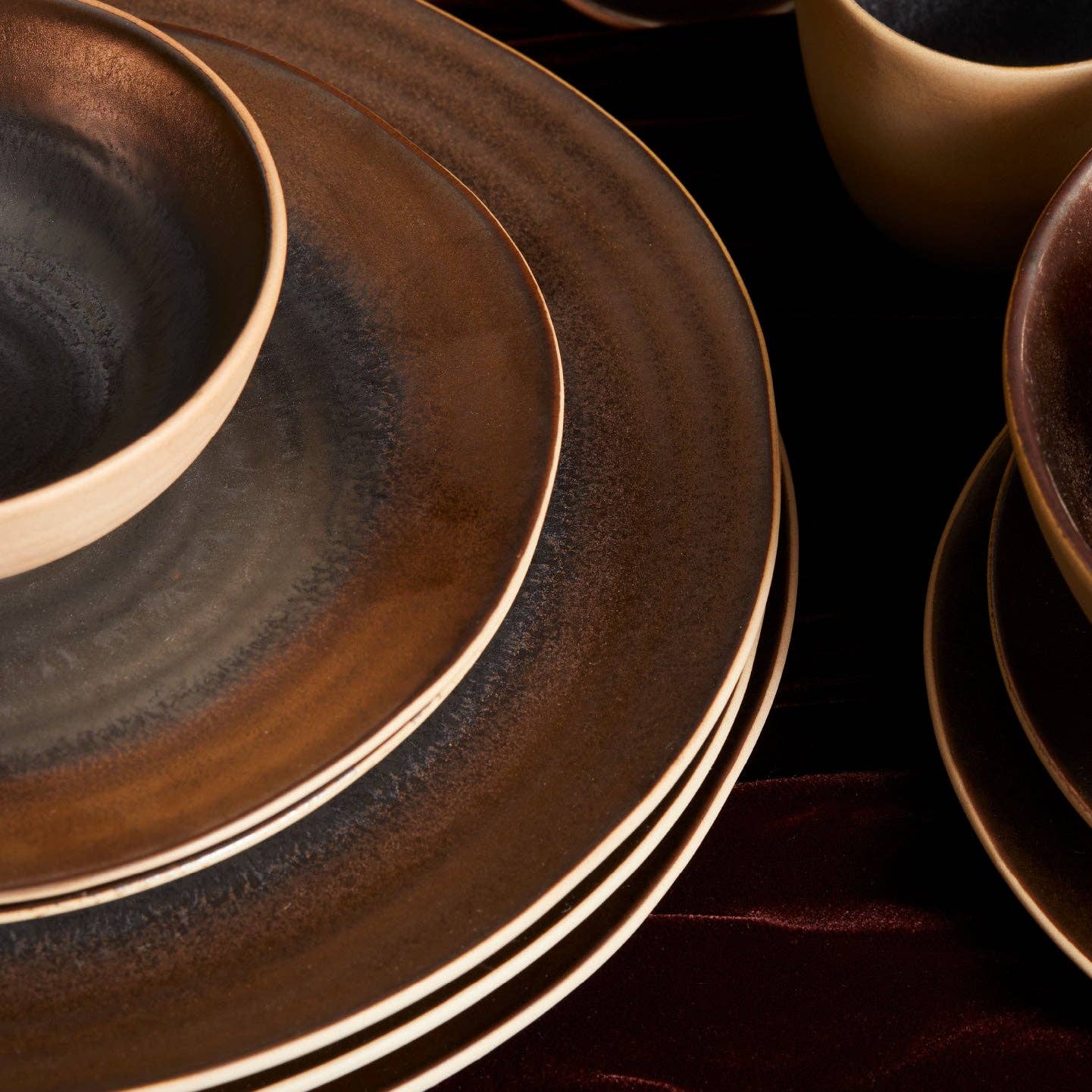 Stone  Lain - Wholesale Dinner Plate - Akita Stoneware Dinner Plate - Copper6