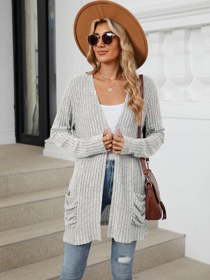 Suhkasana - Vendita all'ingrosso Cardigan - Donna - Top lavorato a maglia con cardigan a maniche lunghe e tasche semplici43