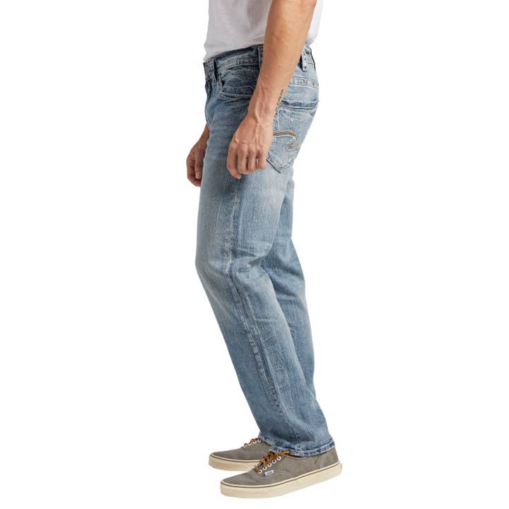 Indigo Silver Jeans Co.Men's Eddie Relaxed Fit Tapered Jeans SMC230 for wholesale on Faire