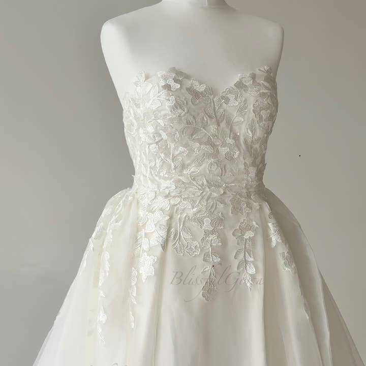 Convertible Lace Ball Gown with Removable Train & Sleeves and other Purchase Wholesale cunas convertibles. Free Returns & Net 60 Terms on Faire trending on Faire.