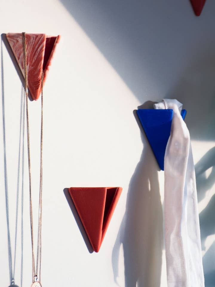 Patère murale PAPERHANK pour la vente par Hank Brussels