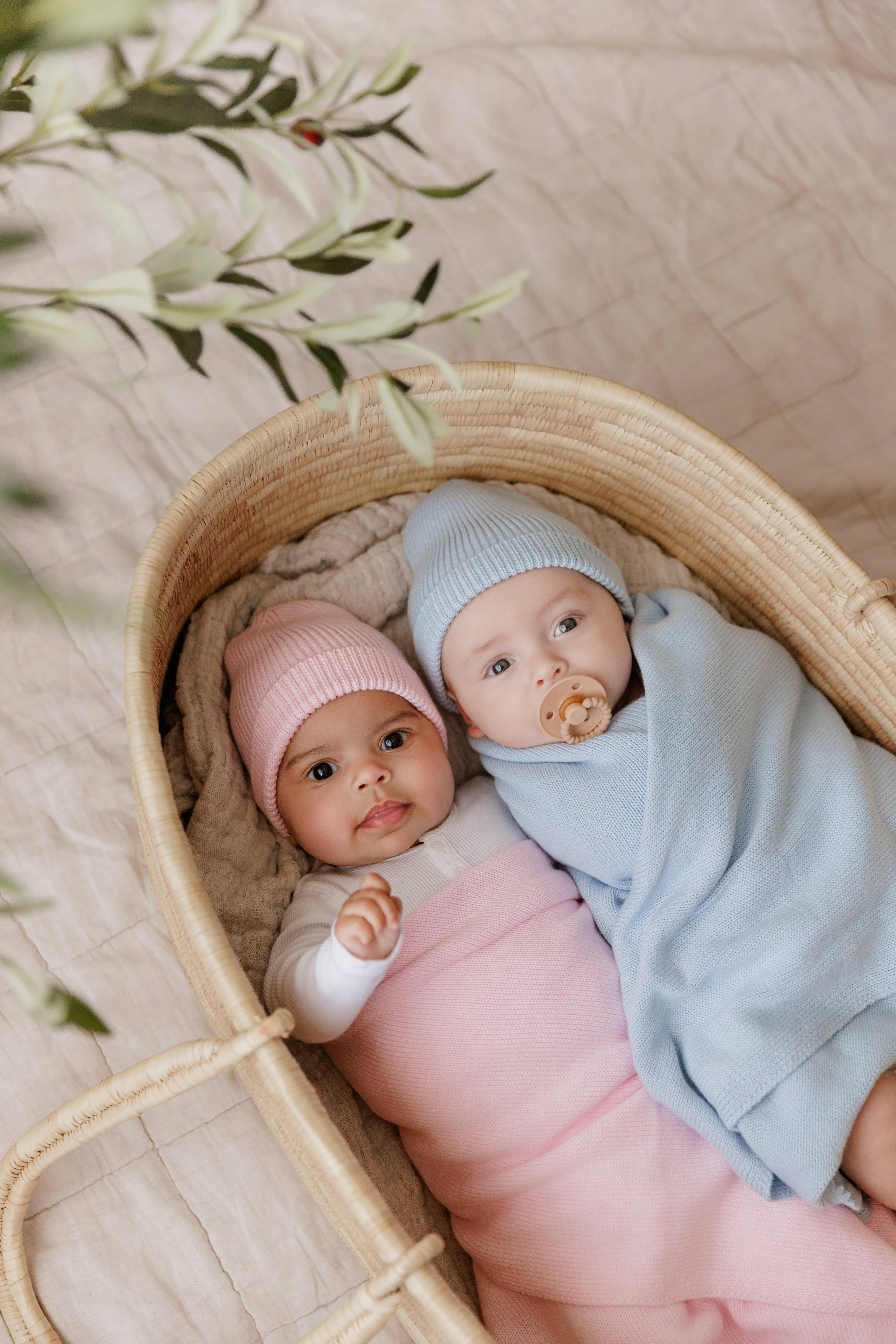 Bleu La La - Wholesale Bedding Blanket - Kids & Baby - Luxe - 100% Organic Cotton Knit Blanket + Hat Boxed Gift Set15