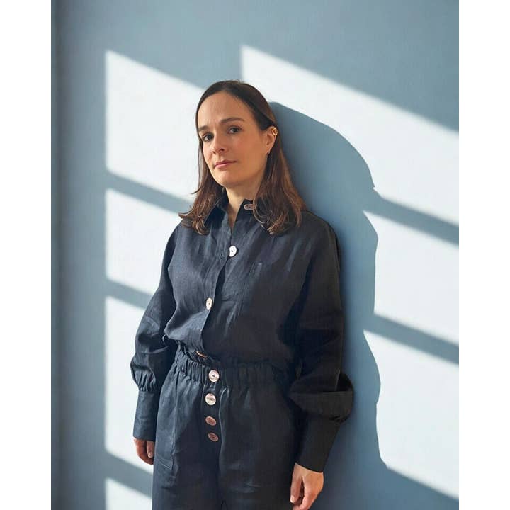 Navy blue linen trousers – Loose fit for wholesale by Dame Pach Bangkok