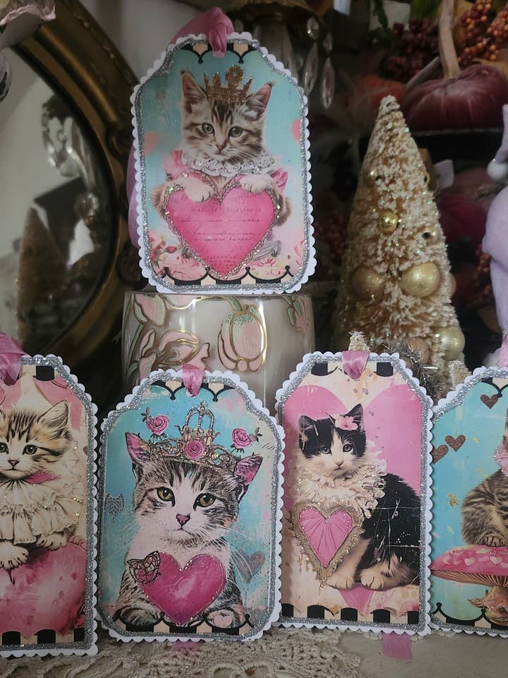Ensemble d'étiquettes-cadeaux de la Saint-Valentin 5 chatons et cœurs pailletés pour la vente par Little Heart Designs