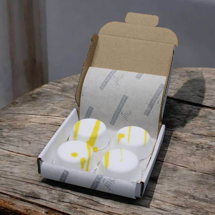 Bubble And Bathe Ltd – wholesale Shower steamer/bomb – Coconut & Lemongrass - Shower Steamers (Box of 4)1