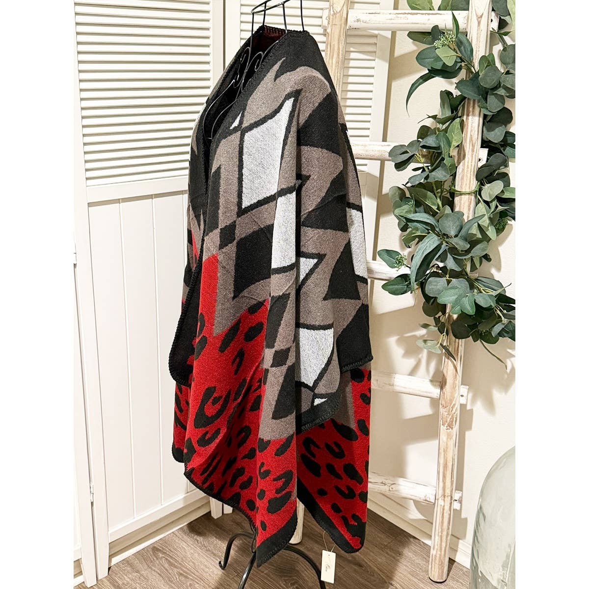 Love and Repeat - Wholesale Poncho - Women's - Leopard Mixed Pattern Cozy Poncho1