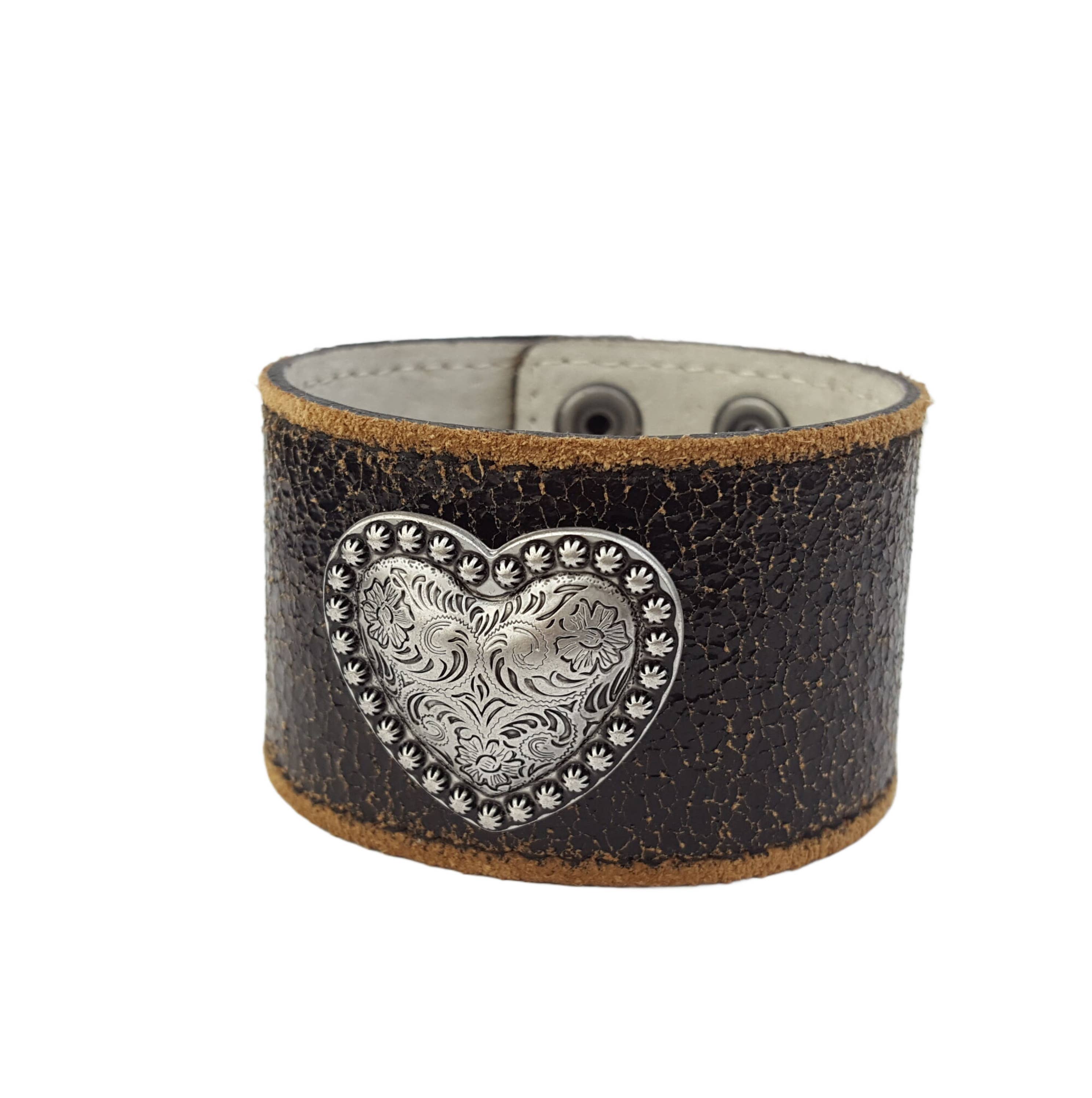 Axesoria West - Wholesale Bangle Bracelet - Vintage w. Distressed Leather Band w. Heart Concho