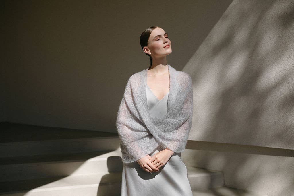 WOOL HOUSE - Wholesale Wrap - Women's - Luxurious Bridal Wrap Shawl / MAGNOLIA28