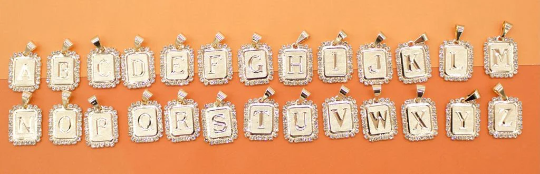 MIA Jewelry - Wholesale Individuele bedel/hanger - CZ steenkant vierkante letterhanger (A181)2