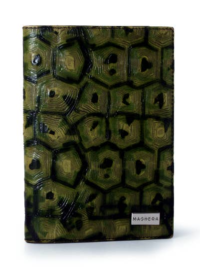 Porte-passeport en cuir exotique pour la vente par MASHERA WOMO