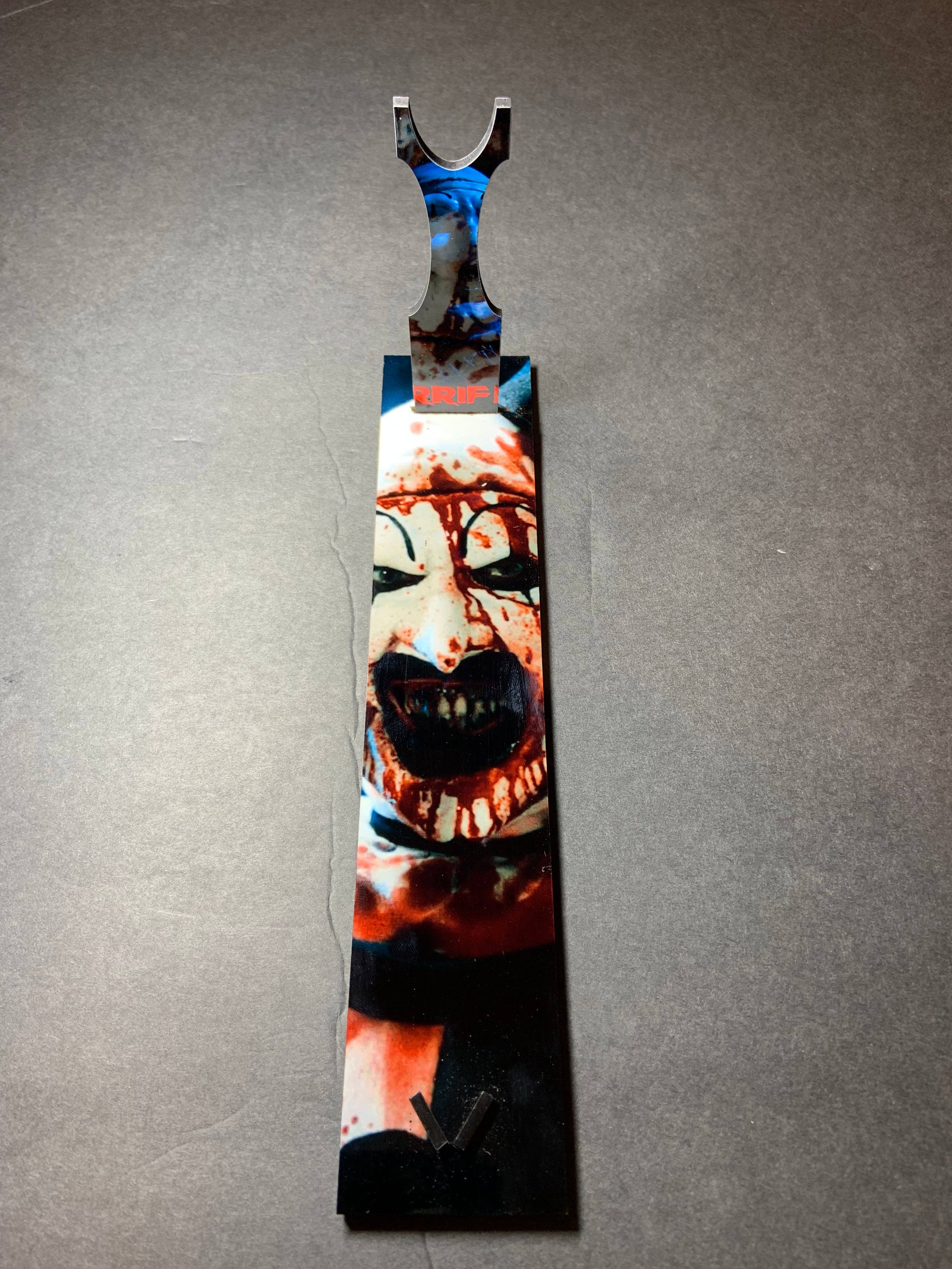 Dead Dave Designs - Wholesale Kitchen/Utility Knife - Terrifier Art the Clown Kitchen Knife With/Without Sublimated Stand1