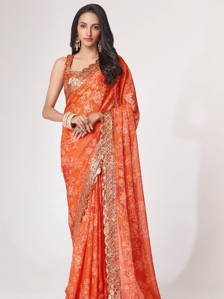 Oranje organza zijden bloemen saree blouse met onderrok & fall pico voor Indiase & Pakistaanse bruiloft festival - pailletten borduurwerk, printwerk voor wholesale door HATKE BRIDE