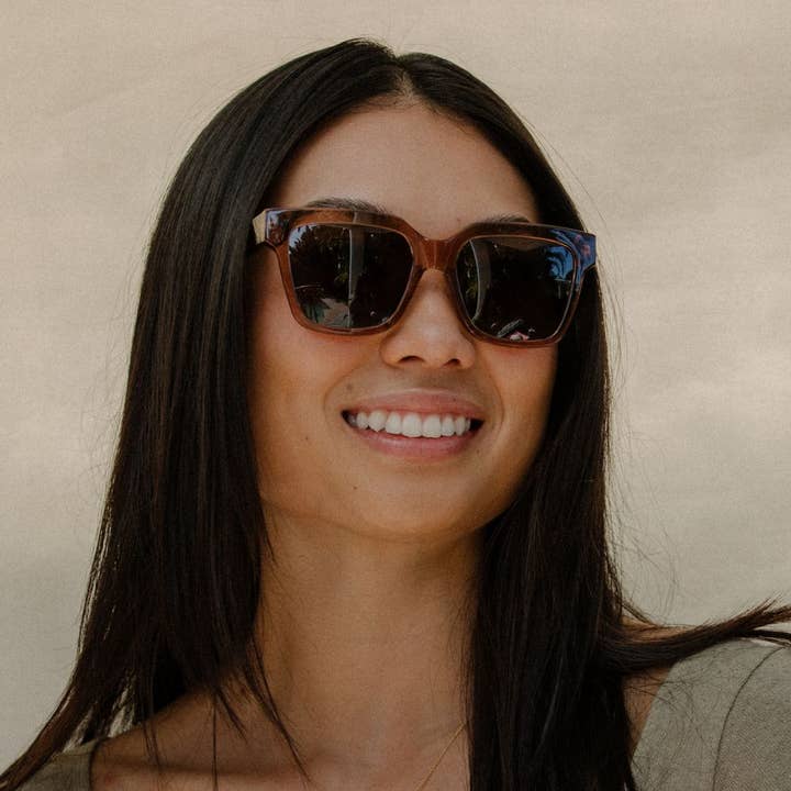 Mohala Eyewear - Vendita all'ingrosso Occhiali da sole - Donna - Occhiali da sole quadrati polarizzati Hana9