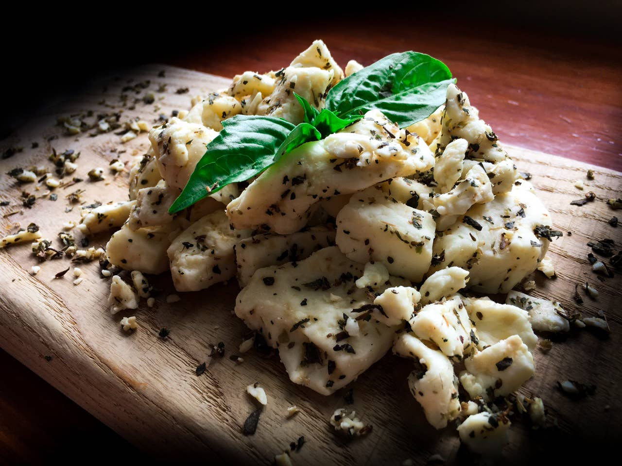 Argyle Cheese Farmer - Wholesale Cheese - Argyle Cheese Farmer Basil Garlic Cheese Curds1