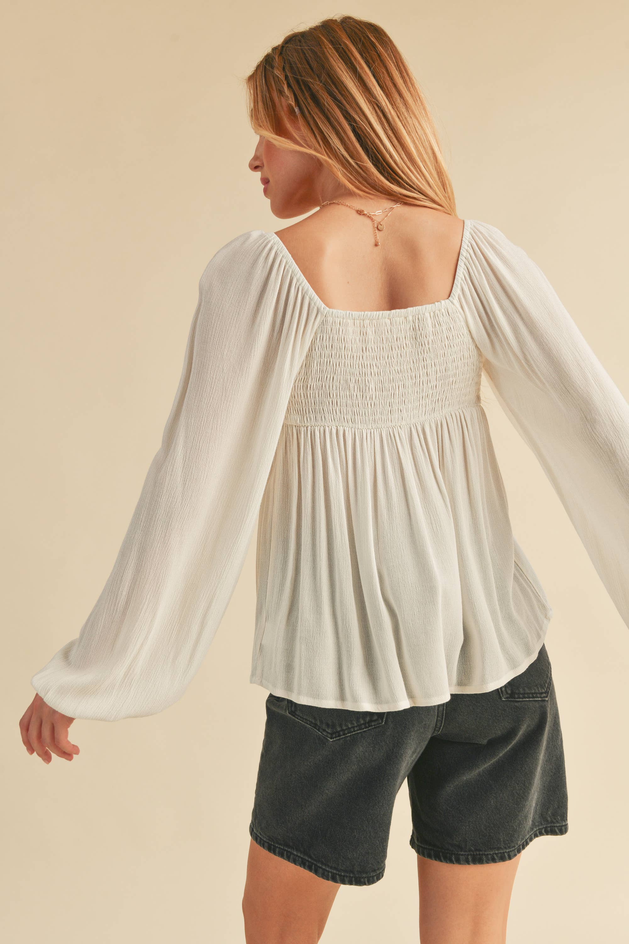 AEMI + CO - Wholesale Blouse - Women's - 8136BK Silvana Top13