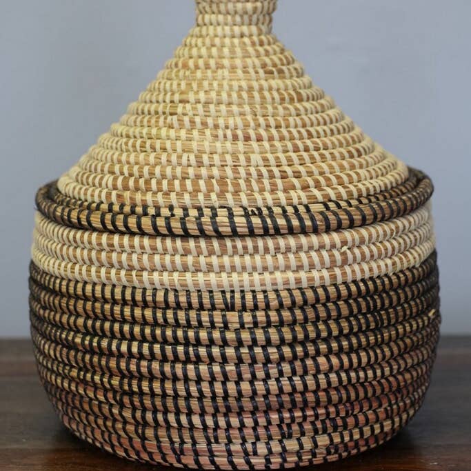 Gitzell FairTrade - Wholesale Basket - Lidded Basket, Assorted sweet grass, small5