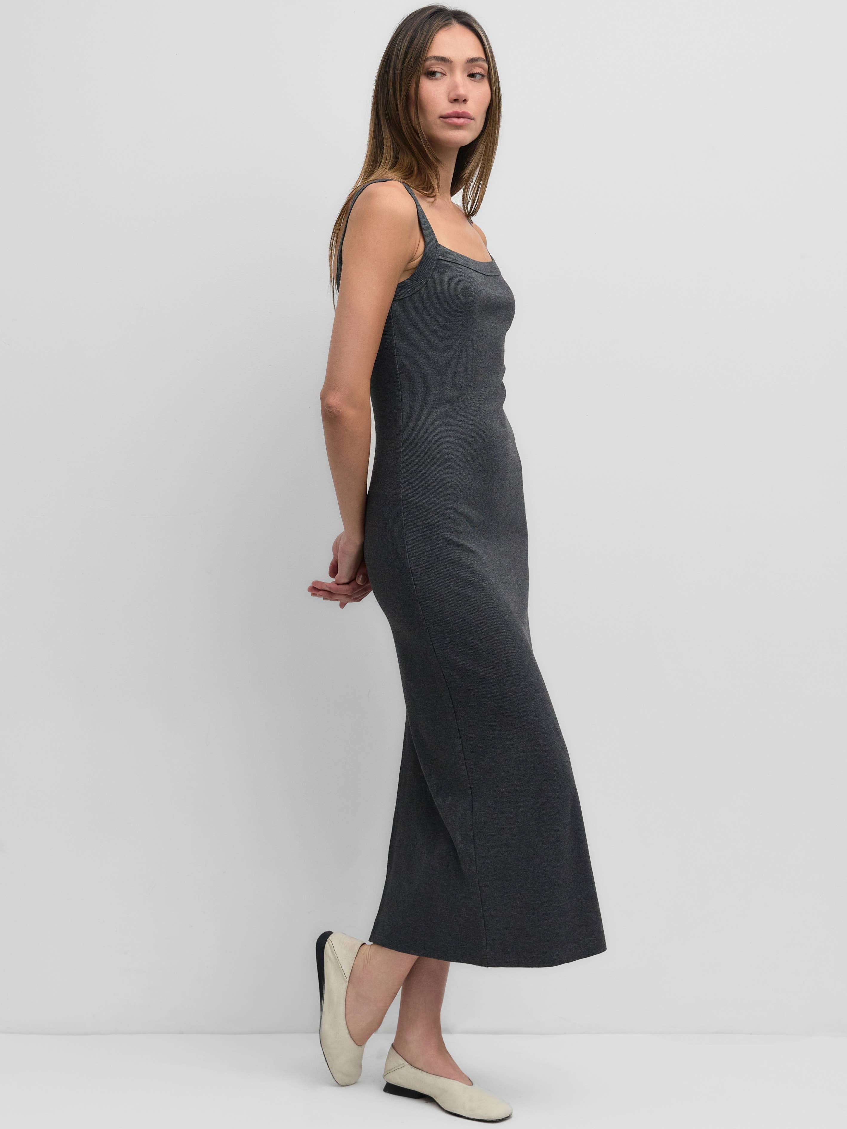 MOD REF - Vendita all'ingrosso Vestito - Donna - Abito The Marlow | Abito aderente a costine25