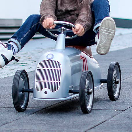 Maxi Ride-on for Children Mercedes Silver Arrow for wholesale by Baghera