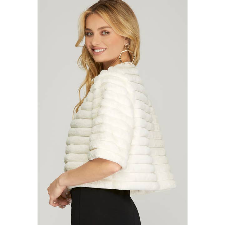 STYLE USA - Wholesale Jacket - Women's -  FAUX FUR CROP JACKET2