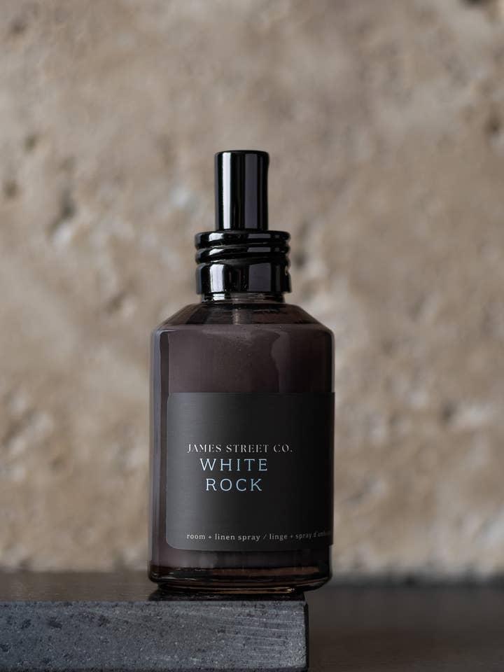 White Rock - Vaporisateur de Linge 118ml | Bergamote Salée Éclatante pour la vente par James Street Co.