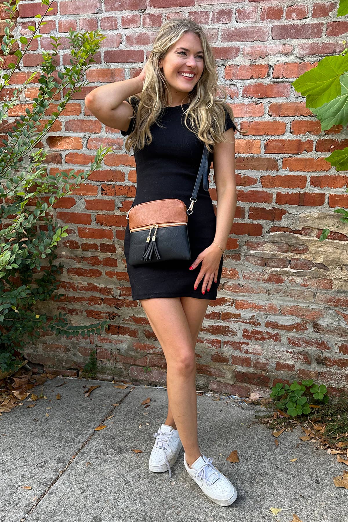 Jen & Co. - Wholesale Crossbody Bag - Women's - M1785 Tara Double Zip Crossbody Bag/Wristlet20