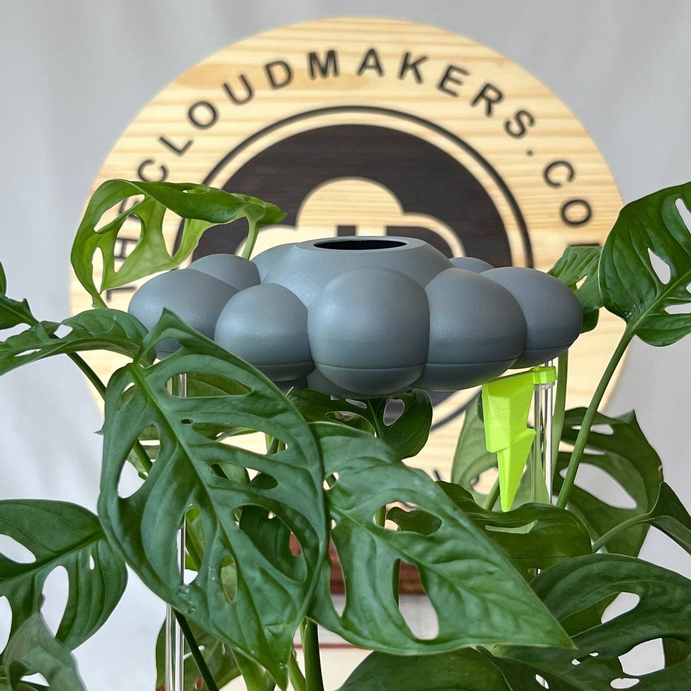 The Cloud Makers – Engroshandel Plantekrukke – Neon Lightning Bolt Charm til dryppende regnskyer 10