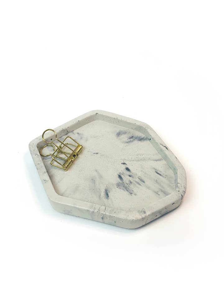 Lille beton fanger alle bakker for engroshandel hos Known Goods Co.