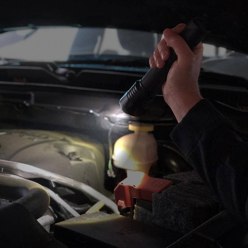 Flipo Group, Ltd. - Wholesale Flashlight - Stinger Tactical 2,000 Lumen Flashlight8