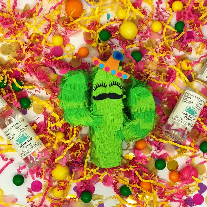 Mini Cactus Piñata para Festas Fiesta & Cinco De Mayo por atacado de My Soiree Designs